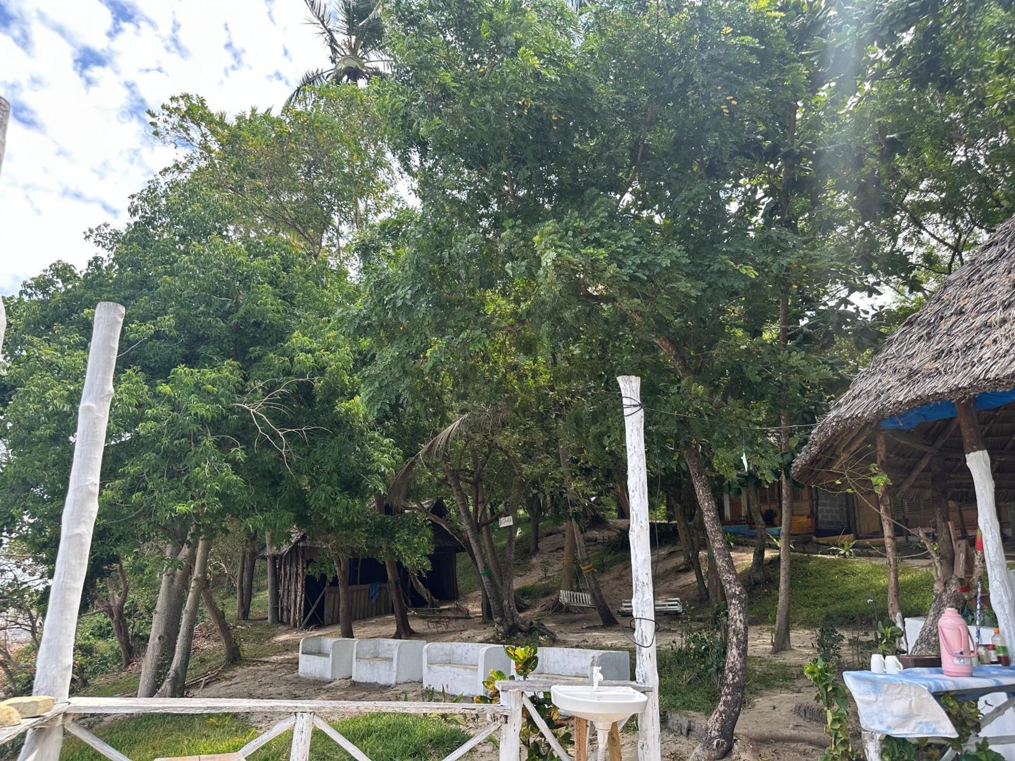 Maweni Beach Bungalows Kilindoni Dış mekan fotoğraf